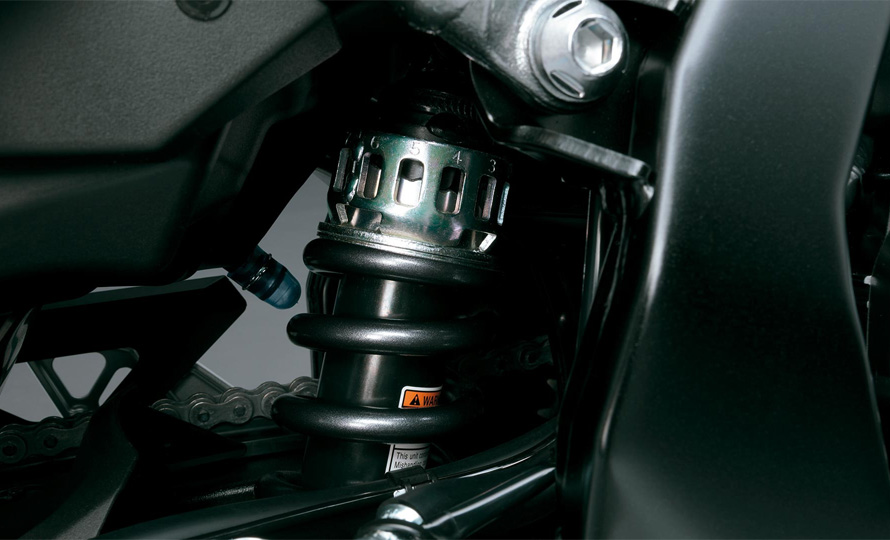 GSX-8R (5).jpg?v=1744058659?v=1745442095?v=1747168601?v=1749827589?v=1749827650